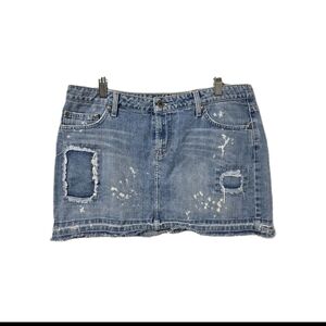 L.E.I DISTRESSED Y2K DENIM MINI RAW HEM SKIRT SIZE 13